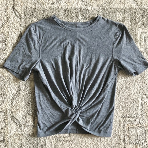 lululemon athletica Tops - Lululemon Crescent Tee *Heathered Silver
